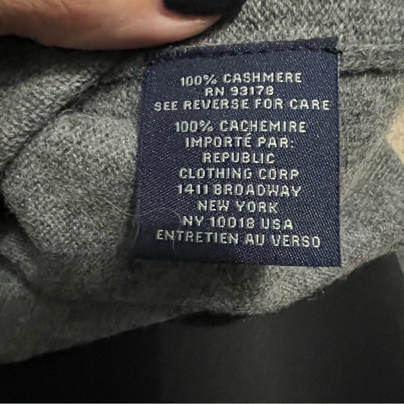 Chelsea & Theodore Cashmere star animal print sweater L - Picture 5 of 9